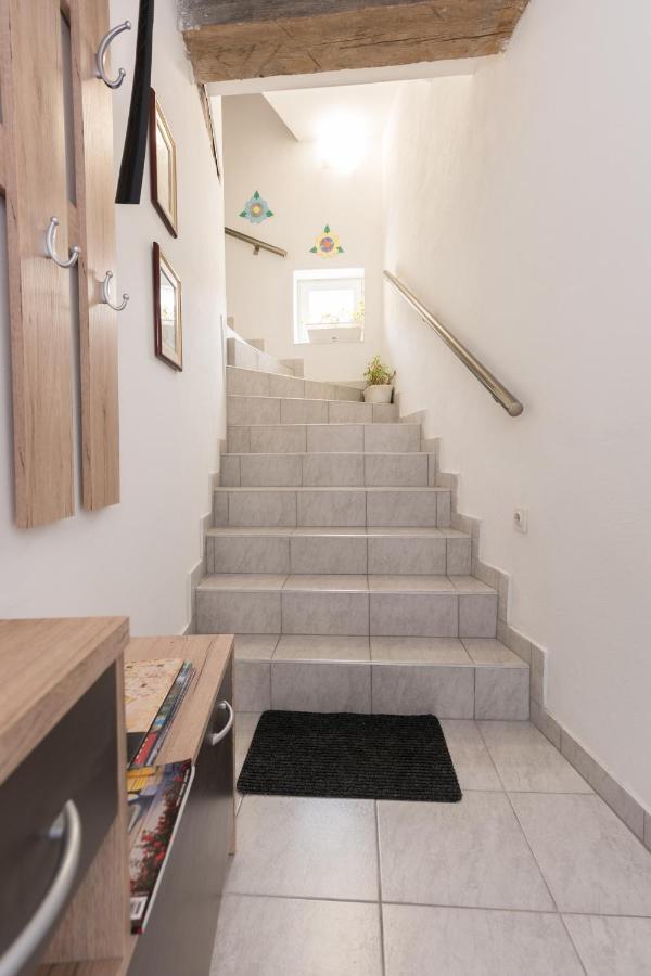 Apartmani Kod Marka Пожега Экстерьер фото