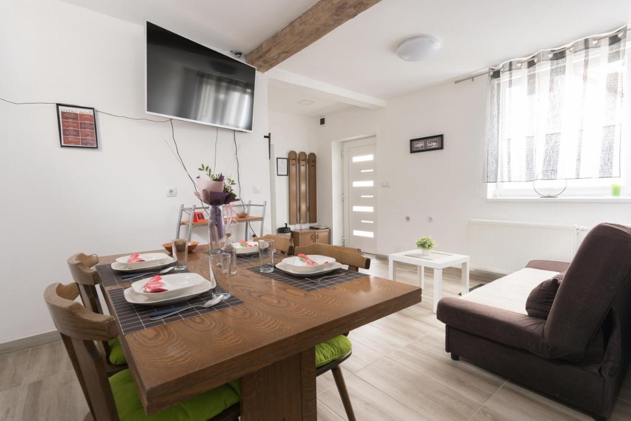 Apartmani Kod Marka Пожега Экстерьер фото